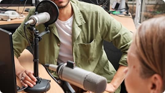 Hier met rekening pays for the MOT